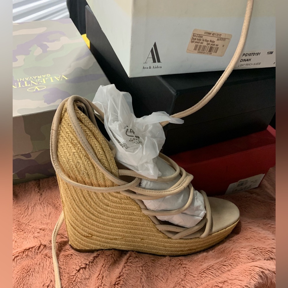 Ava & Aiden wedges